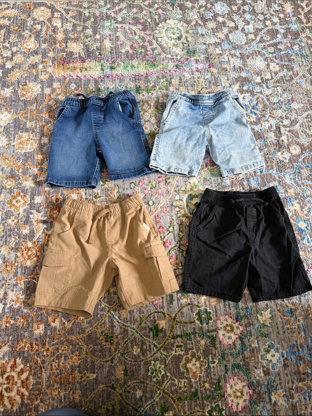 set a 4 size 14 Kids Elastic Waist Shorts Bundle -